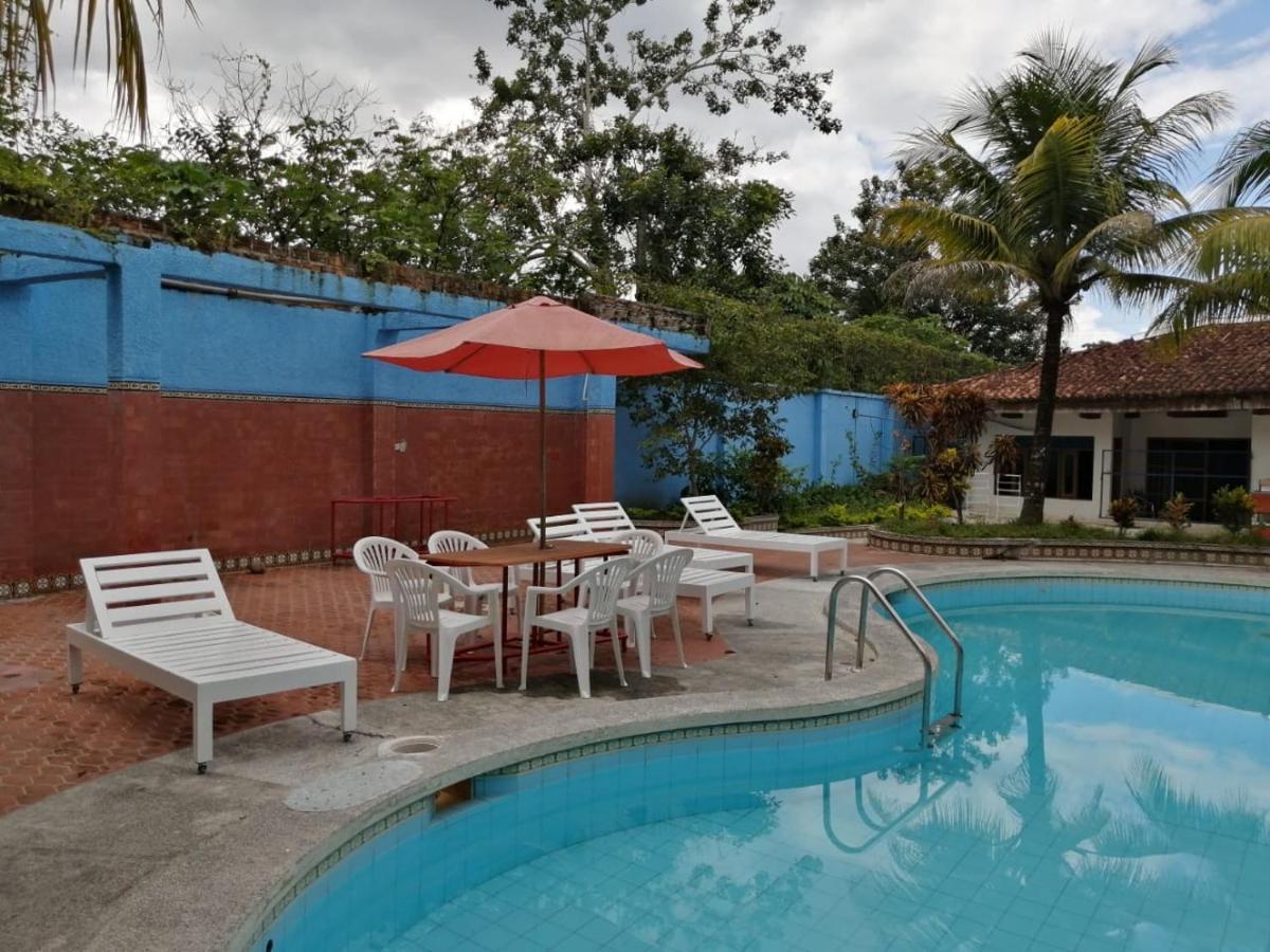 Poseidon Guest House Iquitos Esterno foto
