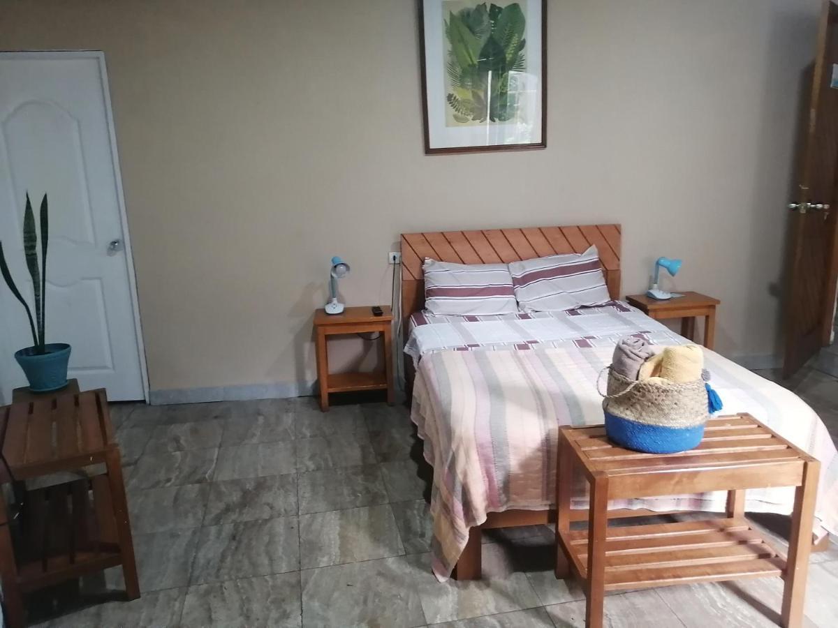Poseidon Guest House Iquitos Esterno foto