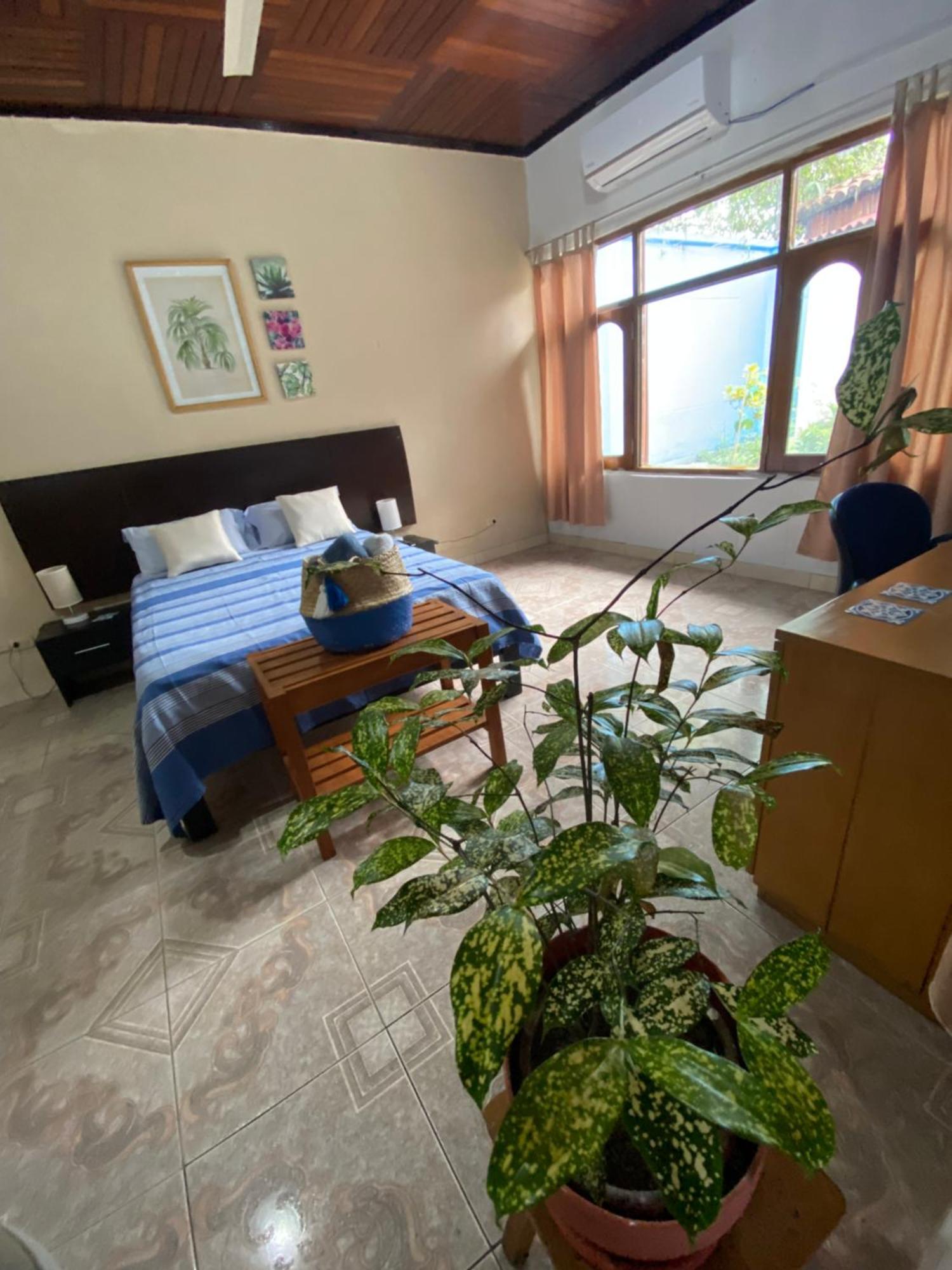 Poseidon Guest House Iquitos Esterno foto