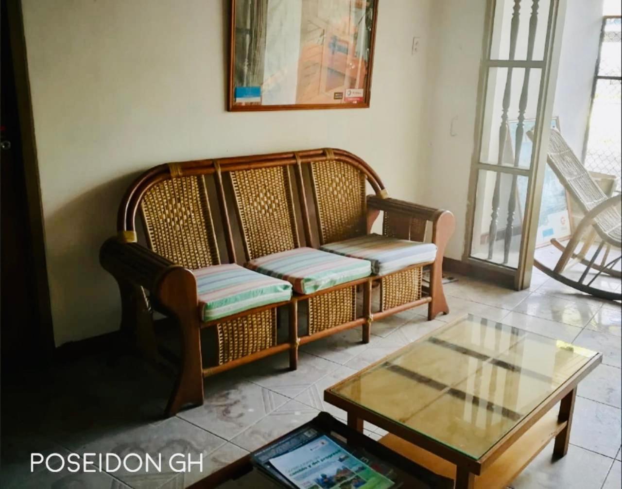Poseidon Guest House Iquitos Esterno foto